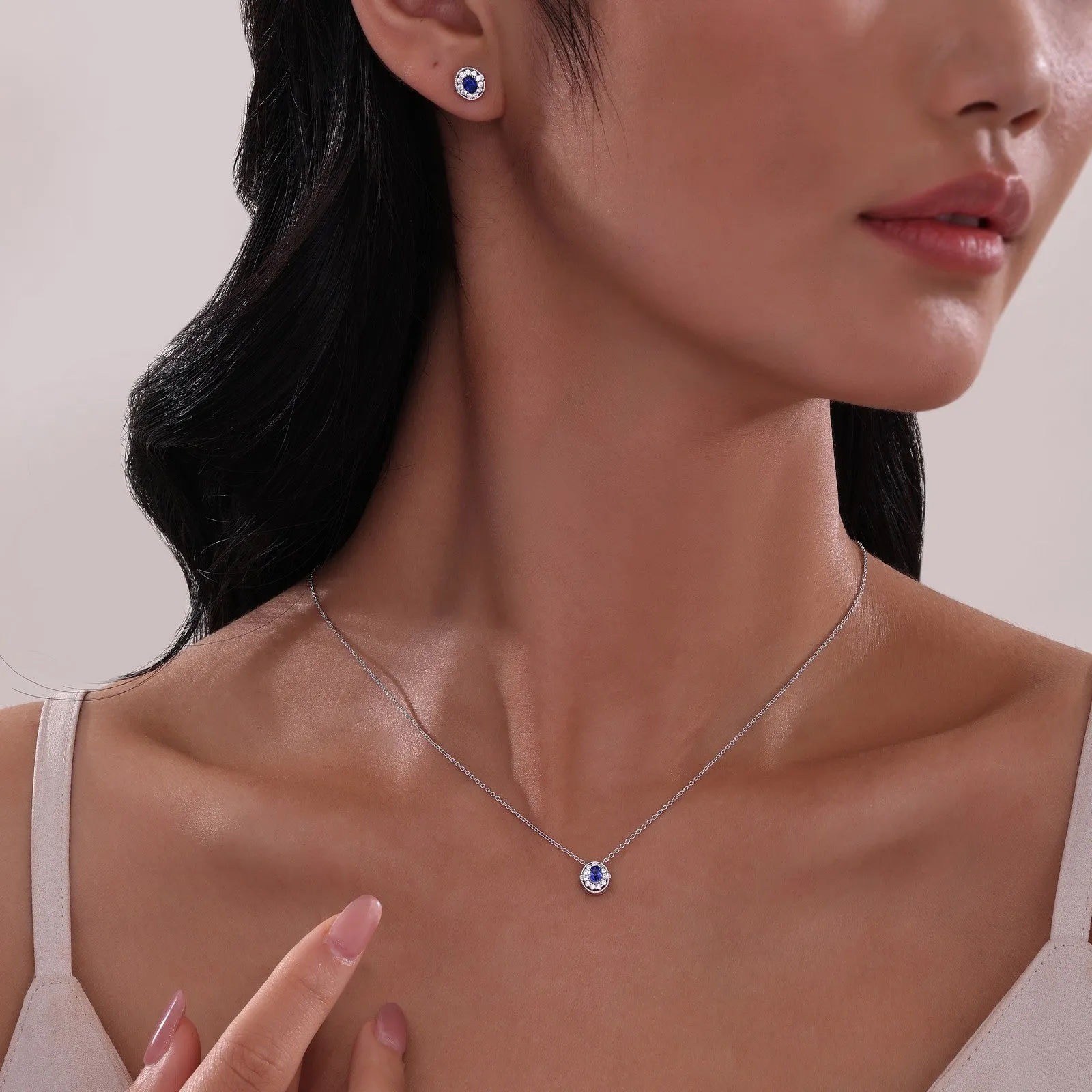 0.51 CTW Halo Necklace
