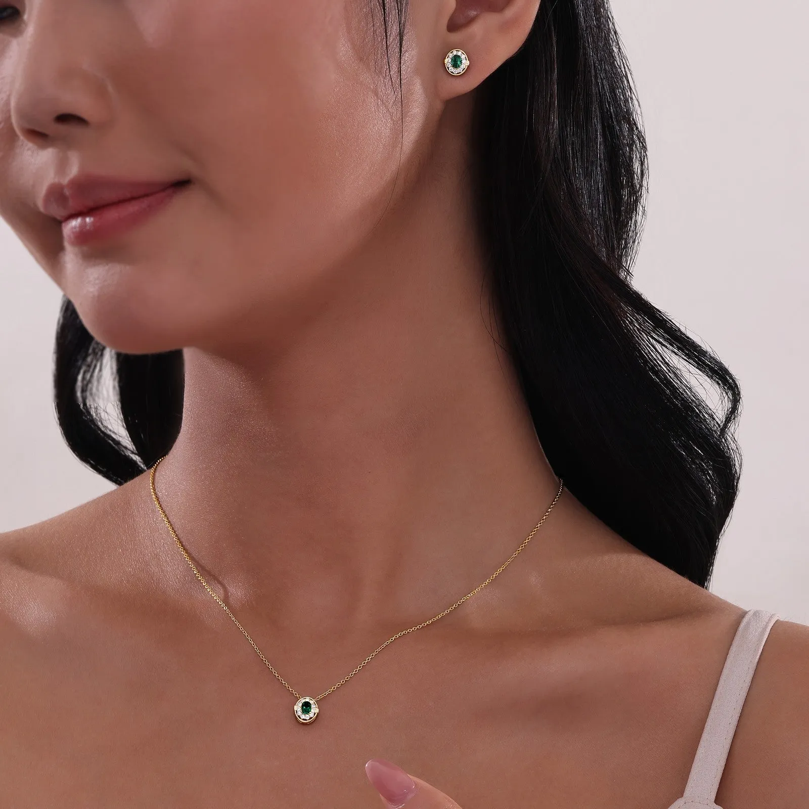 0.51 CTW Halo Necklace
