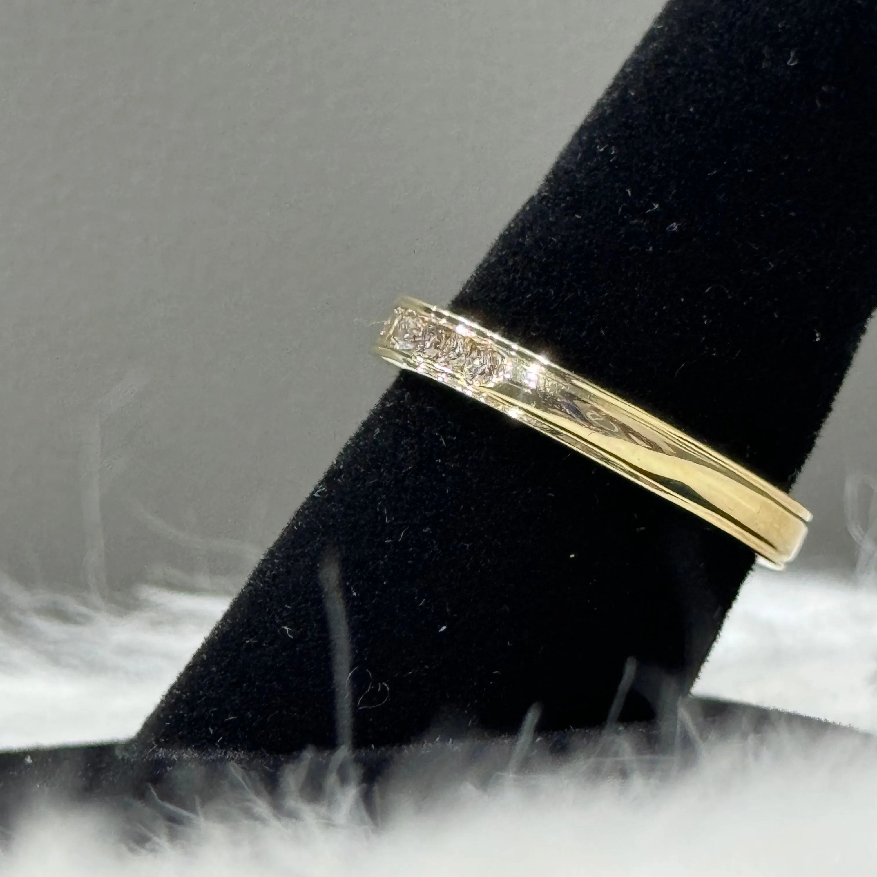 10K Yellow Gold Diamond Fashion Engagement Ring 0.25Ct Dia / 3.7gr / Size 10