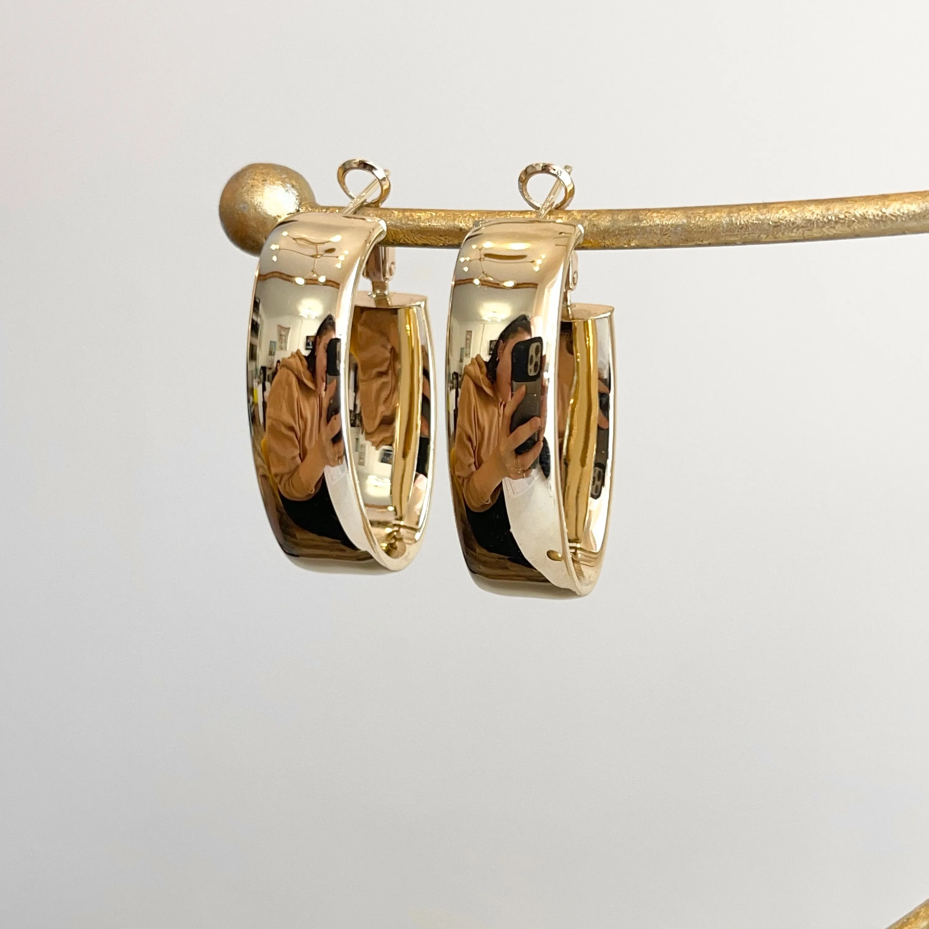 14KT Yellow Gold Thick Oval Omega Back Hoop Earrings 34mm
