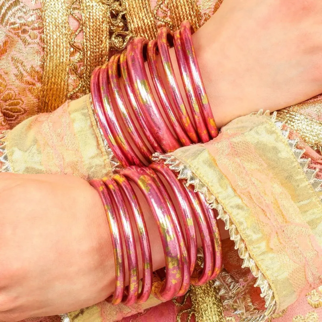 BuDhaGirl | Tzubbie All Weather Bangle in Rose