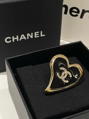 Chanel 22P Heart Brooch Black Brooches