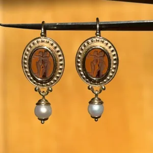 Estate 14KT Yellow Gold Intaglio Venetian Glass Oval Lever Back Earrings   Pearl