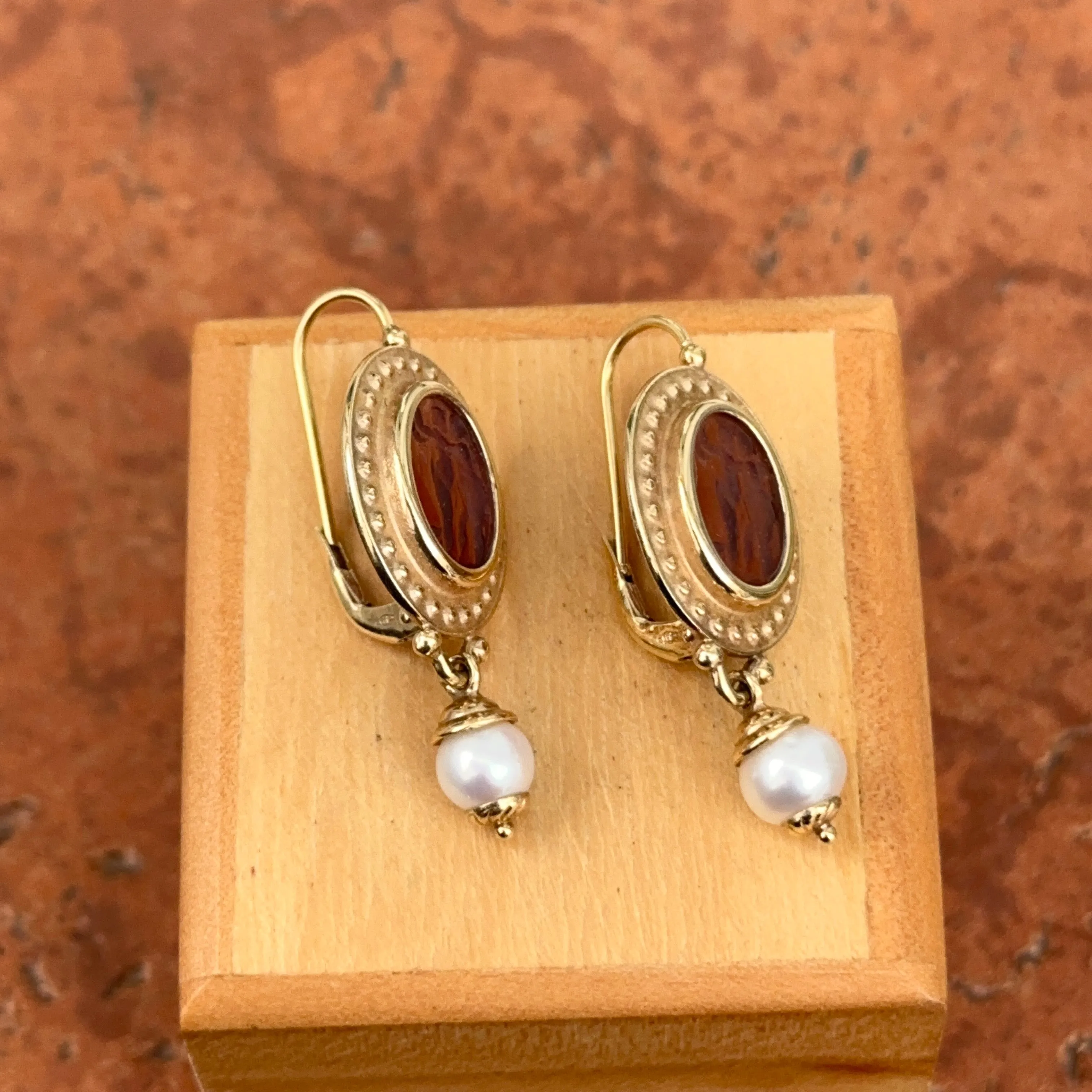 Estate 14KT Yellow Gold Intaglio Venetian Glass Oval Lever Back Earrings   Pearl