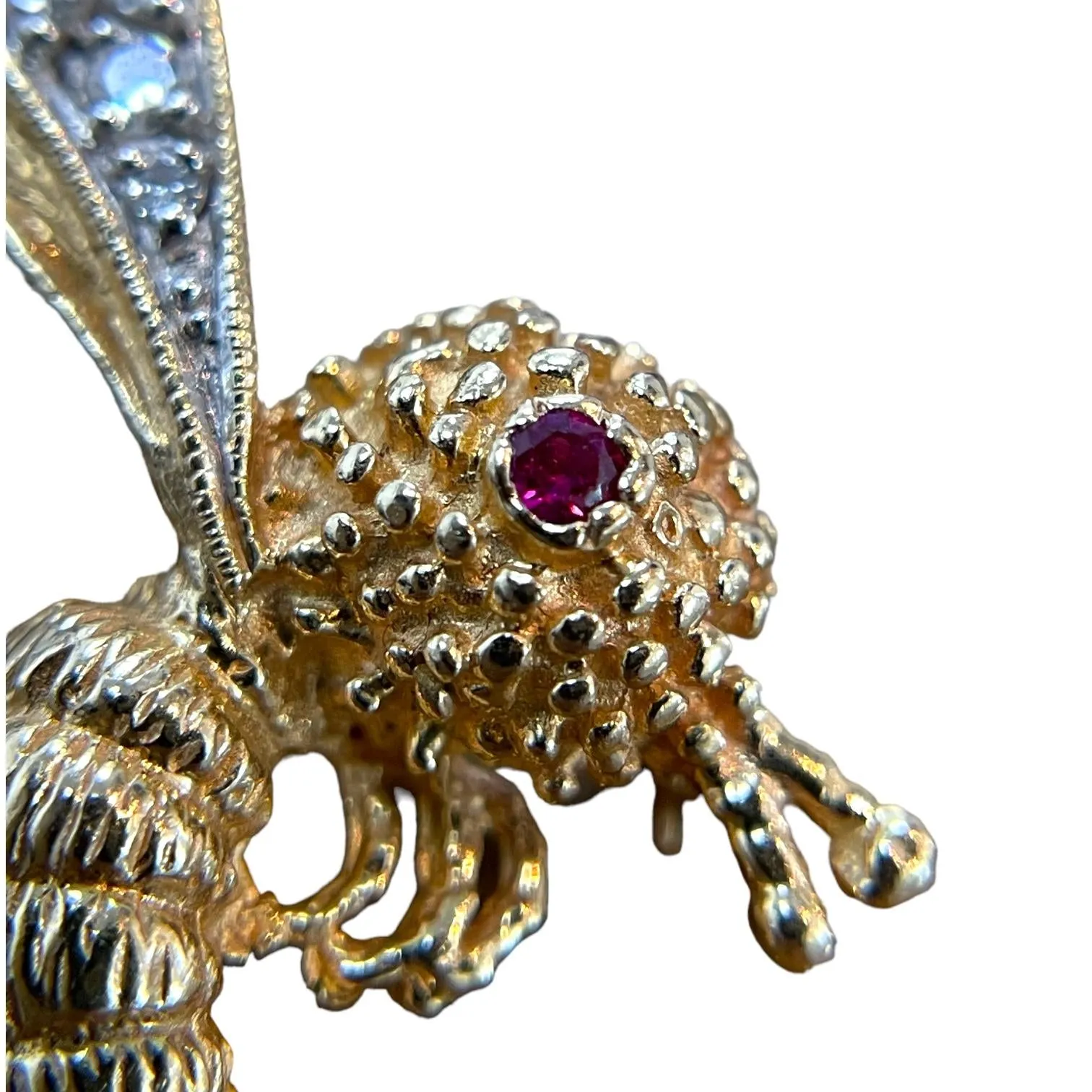 Exquisite 14K Yellow Gold Bumblebee Brooch with Ruby Eye and Natural Diamonds