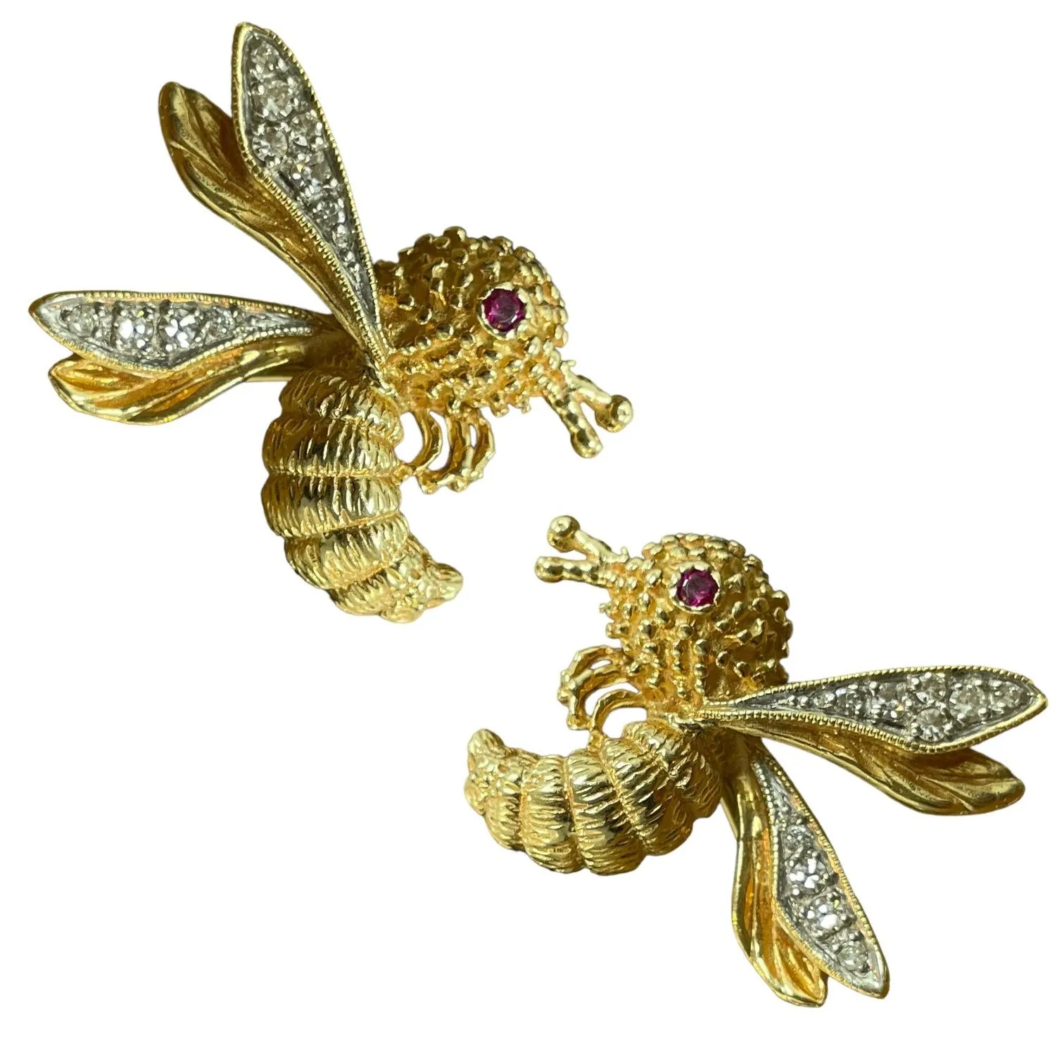 Exquisite 14K Yellow Gold Bumblebee Brooch with Ruby Eye and Natural Diamonds