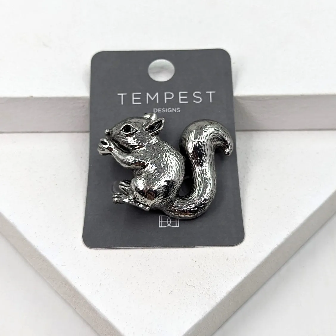 Intricate cute squirrel brooch