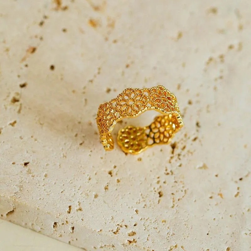 Lace Pattern Diamond Open Ring