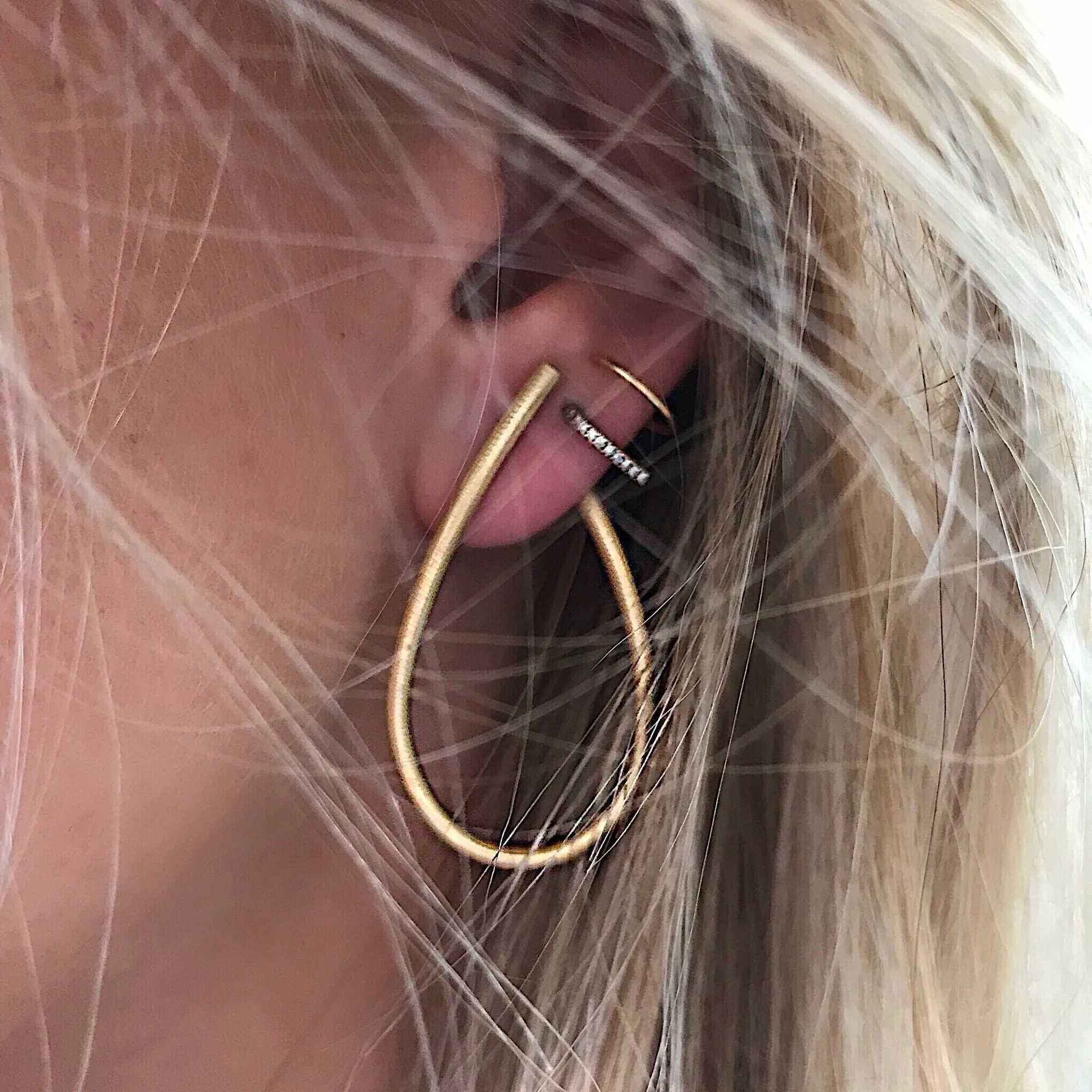 Large Kharisma 18K Gold Hoops