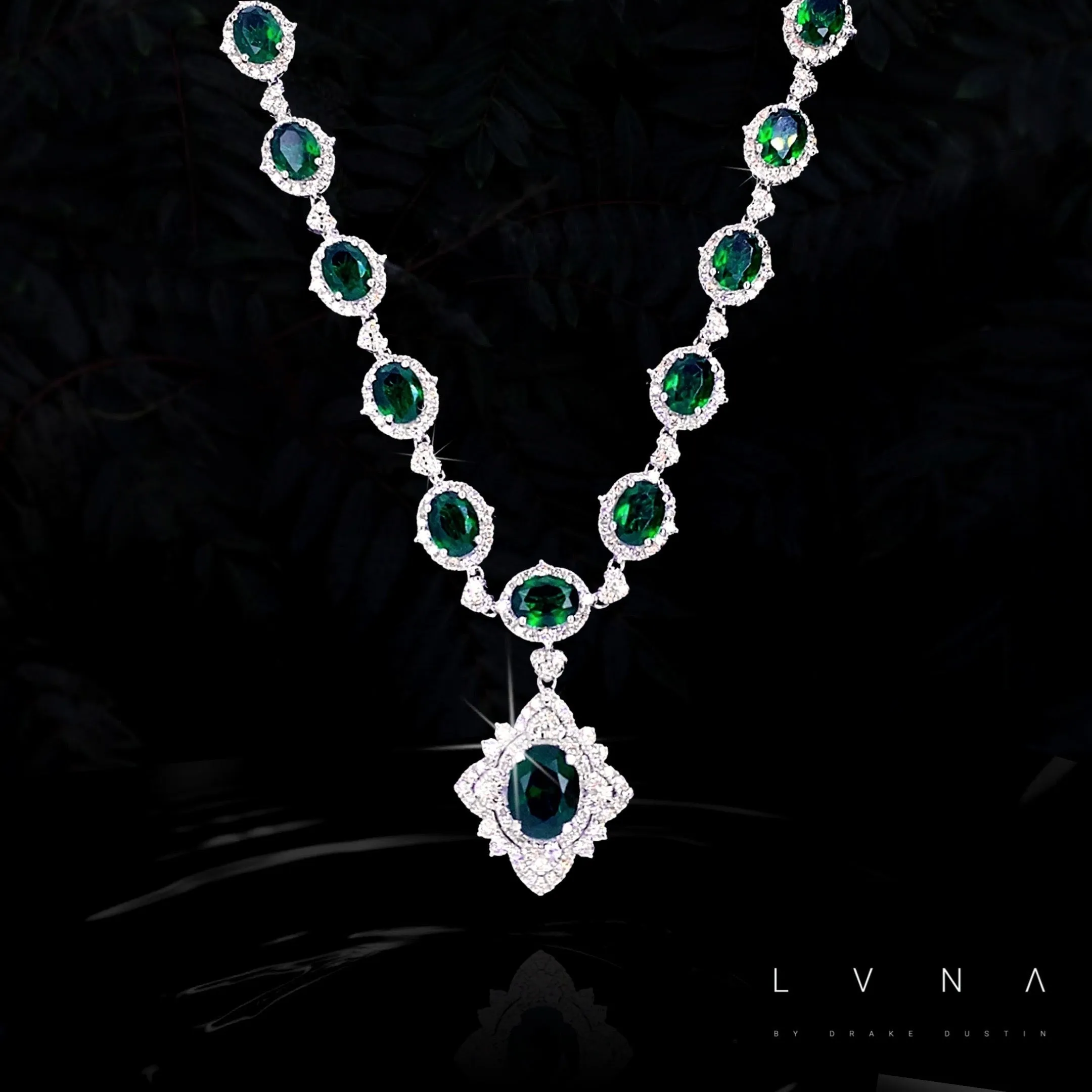 LVNA Signatures™️ Colombian Emerald Gemstones Fine Diamond Necklace 18kt