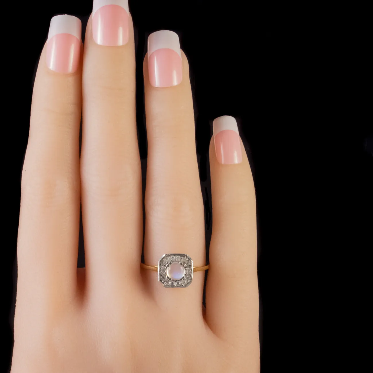 Moonstone Paste Ring 18Ct Gold Silver