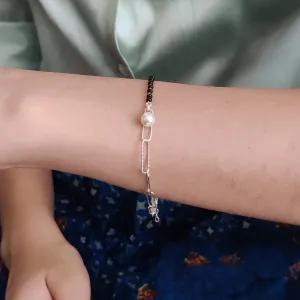 Pearl Drop & Black Beads Chain Bracelet