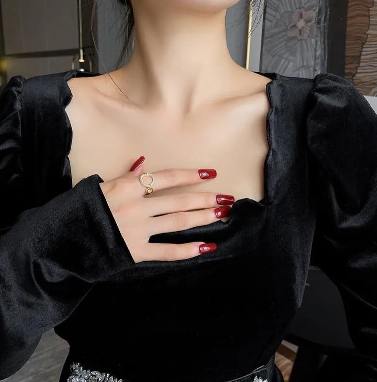Sophisticated Gold Ring