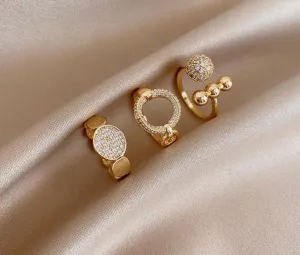 Sophisticated Gold Ring