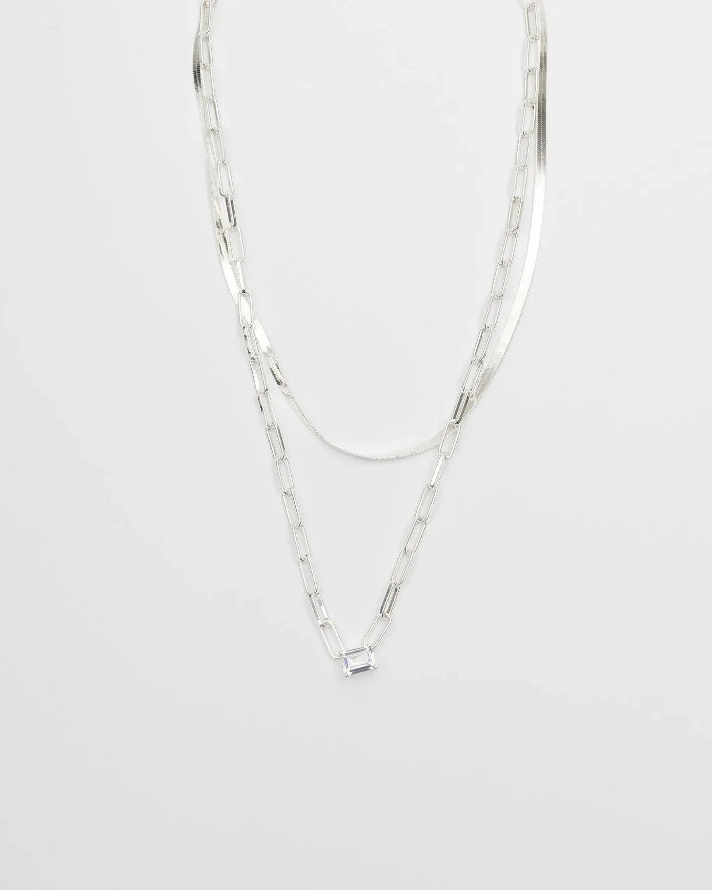 Stilen Hadley Necklace