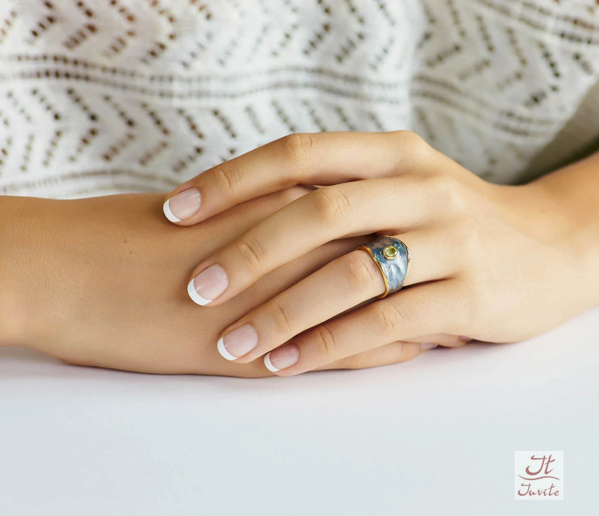 Vanity Sterling Silver Ring